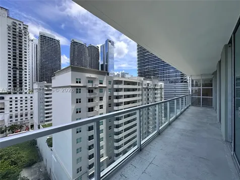 1111 SW 1st Avenue Miami FL 33130