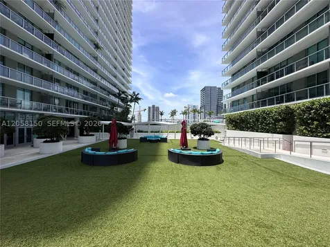 1111 SW 1st Avenue Miami FL 33130