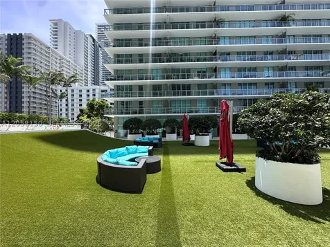 1111 SW 1st Avenue Miami FL 33130