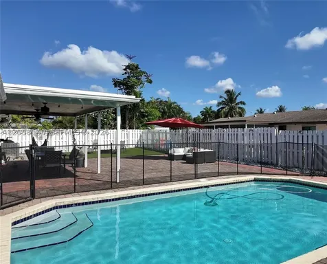 4081 Lake Drive Coconut Creek FL 33066