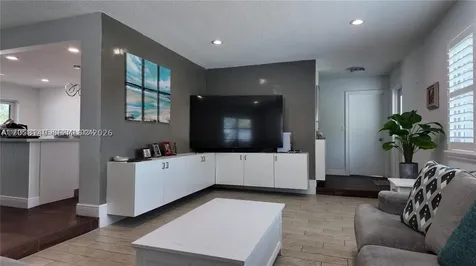 4081 Lake Drive Coconut Creek FL 33066