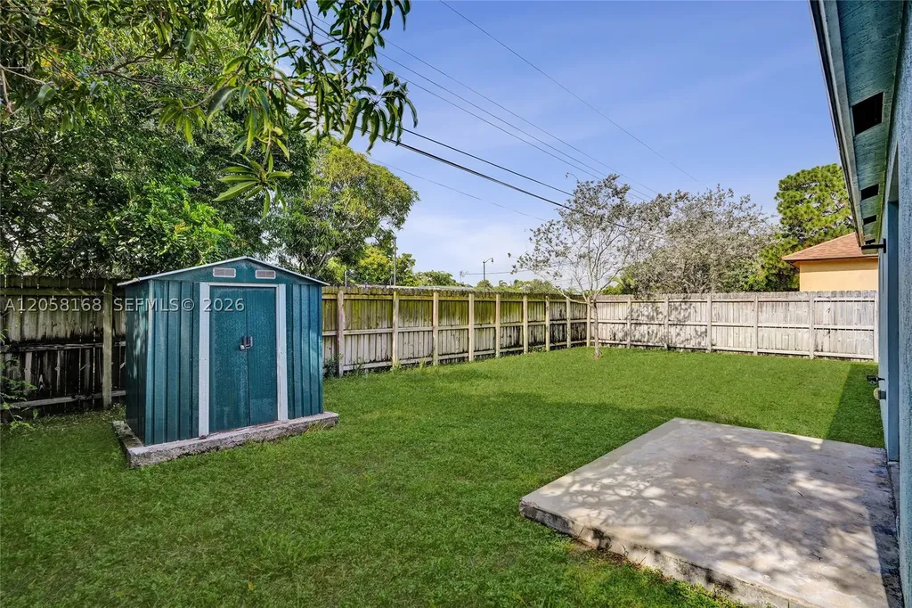 2820 NW 4th Street Pompano Beach FL 33069