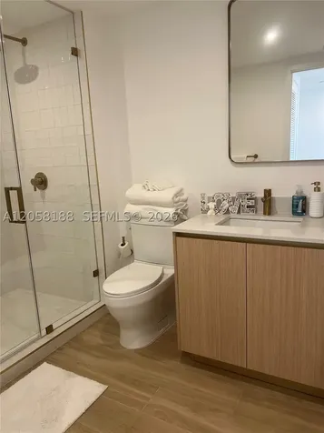 90 NE 32 Miami FL 33137