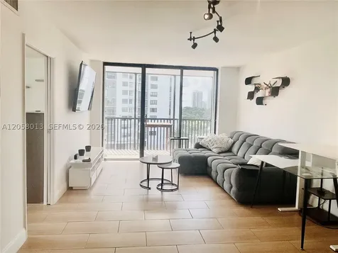 3301 N Country Club Drive Aventura FL 33180