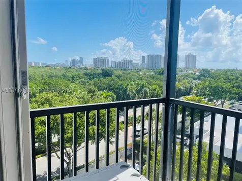 3301 N Country Club Drive Aventura FL 33180