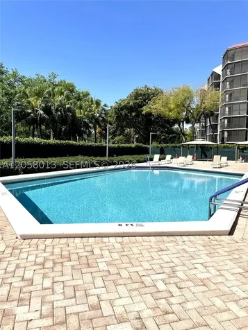 3301 N Country Club Drive Aventura FL 33180