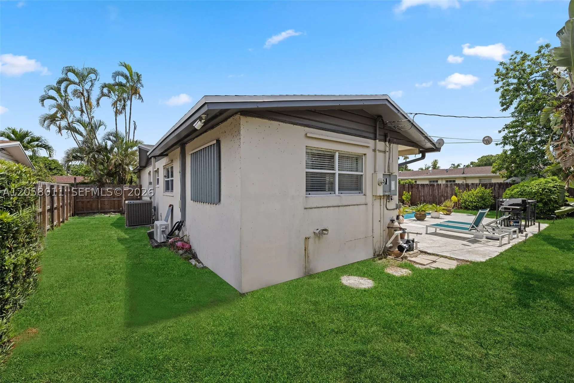 3230 SW 23rd Street Fort Lauderdale FL 33312