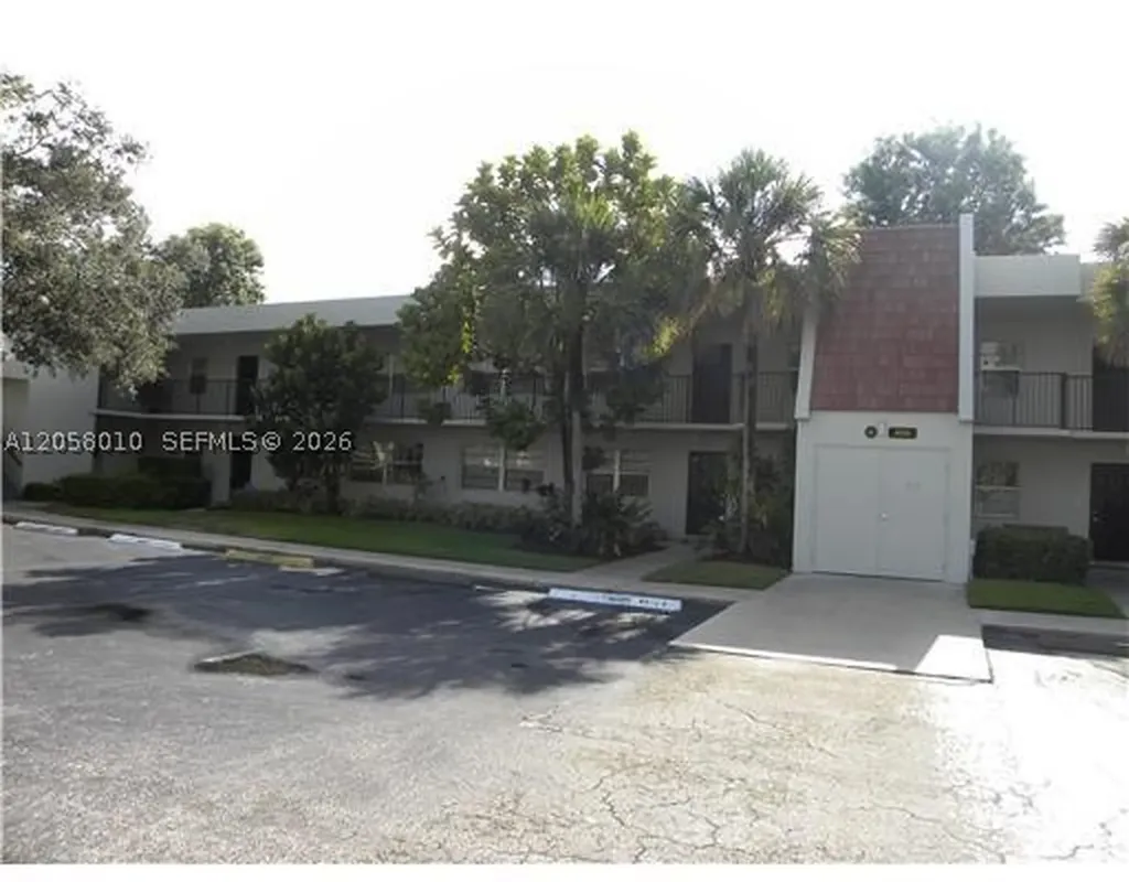 4000 N Cypress Drive Pompano Beach FL 33069