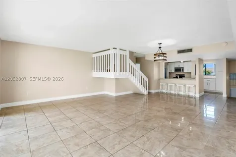 9937 NW 9th St Circle Miami FL 33172
