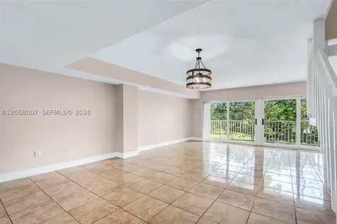 9937 NW 9th St Circle Miami FL 33172