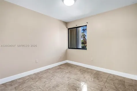 9937 NW 9th St Circle Miami FL 33172