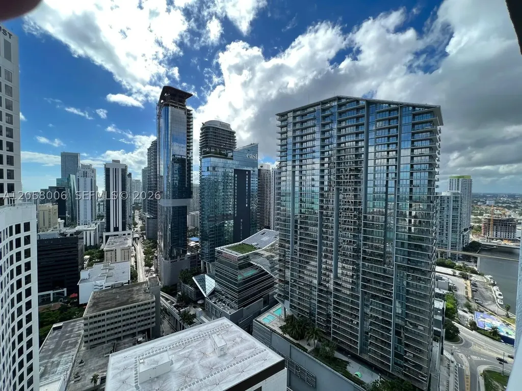 55 SE 6th Street Miami FL 33131
