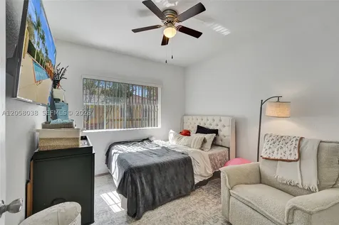 1315 N Santa Catalina Circle North Lauderdale FL 33068