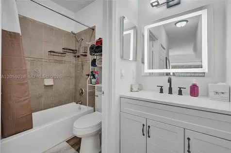 1315 N Santa Catalina Circle North Lauderdale FL 33068