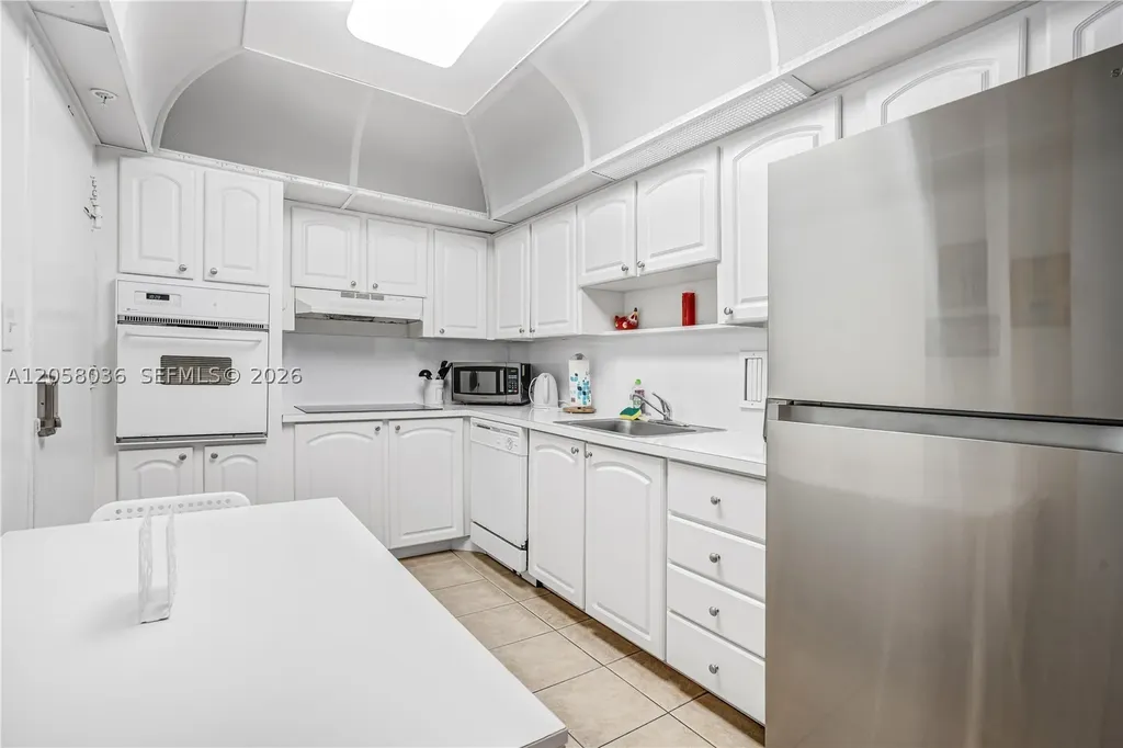 4001 S Ocean Drive Hollywood FL 33019