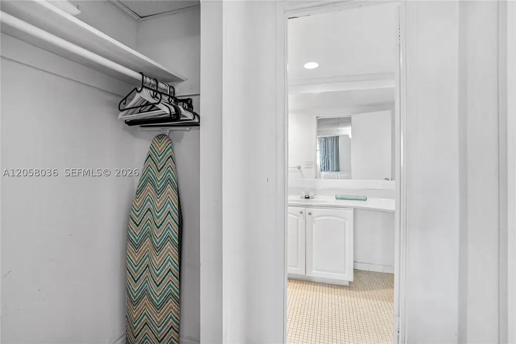 4001 S Ocean Drive Hollywood FL 33019