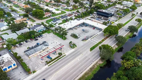 1120 N University Drive Pembroke Pines FL 33024