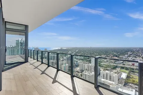 88 SW 7th Street Miami FL 33130