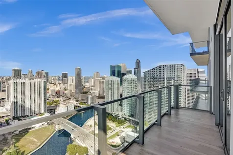 88 SW 7th Street Miami FL 33130
