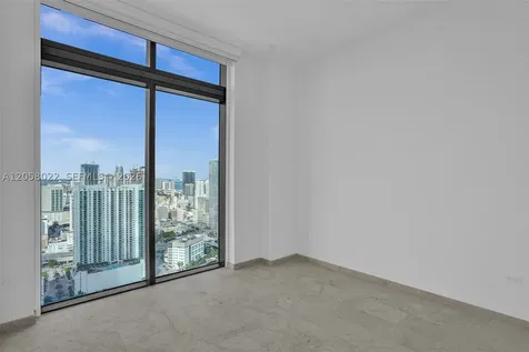 88 SW 7th Street Miami FL 33130