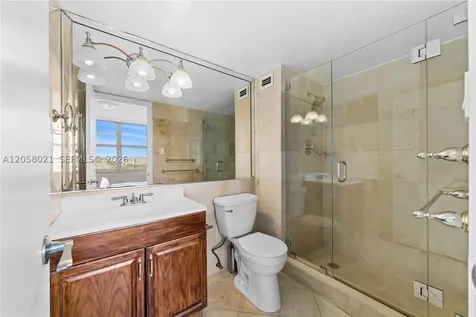 18011 Biscayne Boulevard Aventura FL 33160