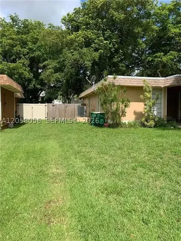 7911 NW 75th Avenue Tamarac FL 33321