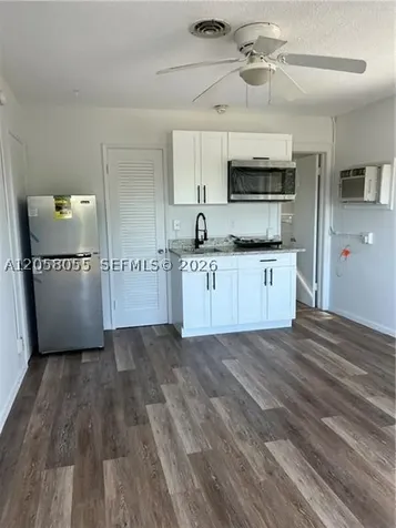 5741 NE 18th Avenue Fort Lauderdale FL 33334