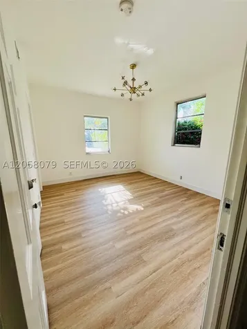 2830 Pine Tree Drive Miami Beach FL 33139