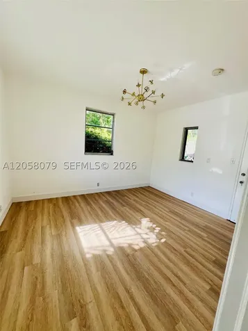2830 Pine Tree Drive Miami Beach FL 33139