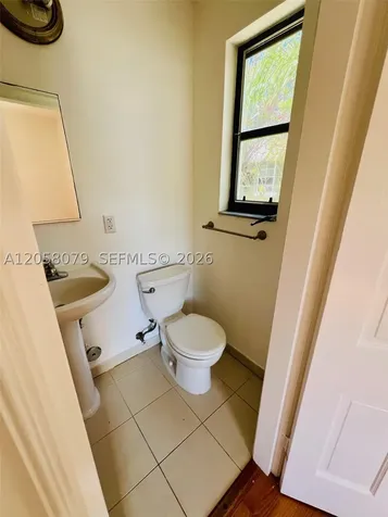 2830 Pine Tree Drive Miami Beach FL 33139
