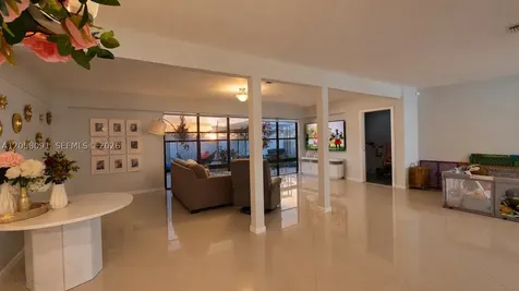 565 NE 179th Drive North Miami Beach FL 33162