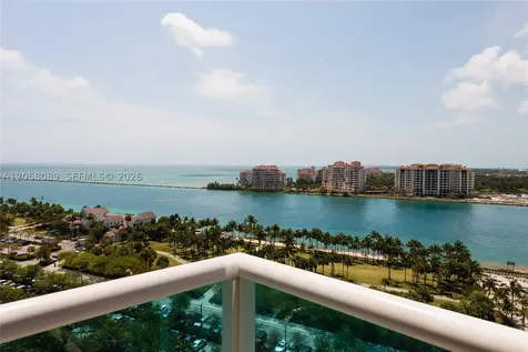 300 S Pointe Drive Miami Beach FL 33139