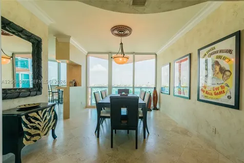 300 S Pointe Drive Miami Beach FL 33139