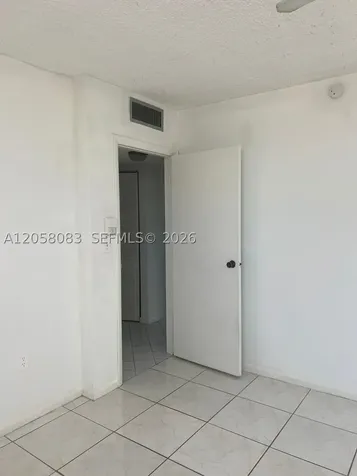 16465 NE 22nd Avenue North Miami Beach FL 33160
