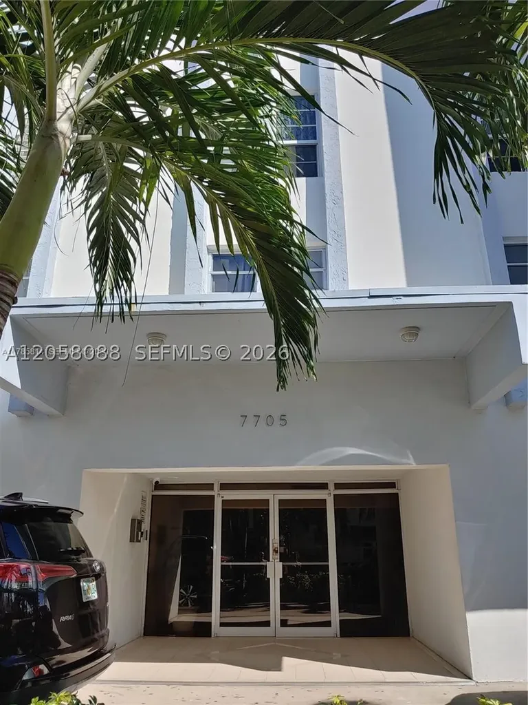 7705 Abbott Avenue Miami Beach FL 33141