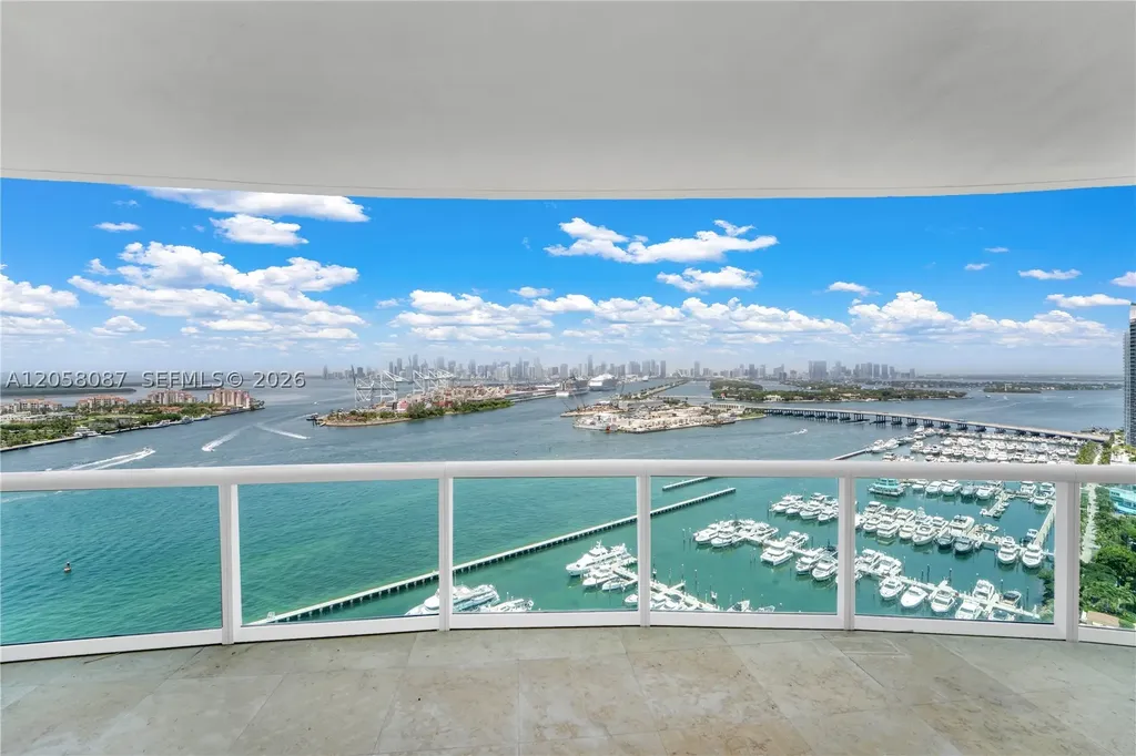 1000 S Pointe Drive Miami Beach FL 33139