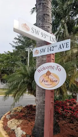 13856 SW 93rd Lane Miami FL 33186
