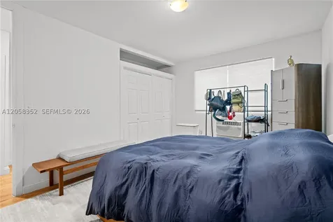 7950 Tatum Waterway Drive Miami Beach FL 33141