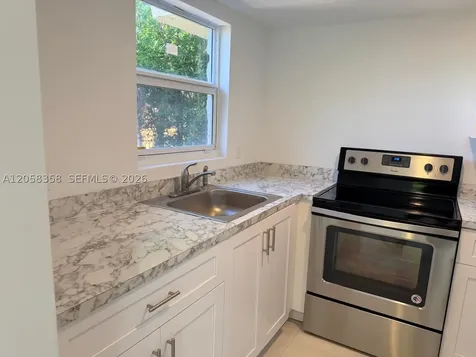 921 SW 7th Street Miami FL 33130