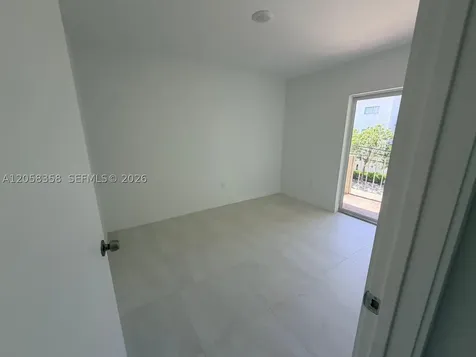 921 SW 7th Street Miami FL 33130