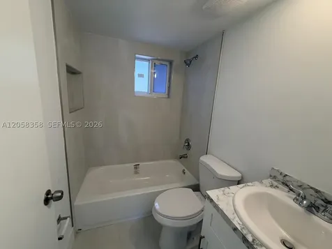 921 SW 7th Street Miami FL 33130