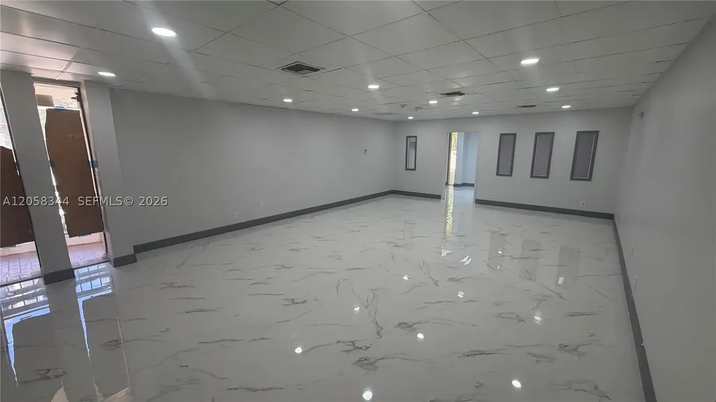 17001 N Bay Road Sunny Isles Beach FL 33160