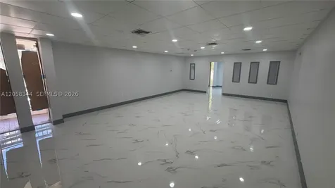 17001 N Bay Road Sunny Isles Beach FL 33160