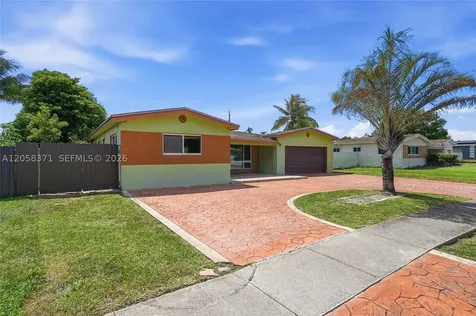 2220 De Soto Drive Miramar FL 33023