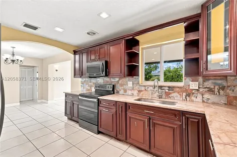 2220 De Soto Drive Miramar FL 33023