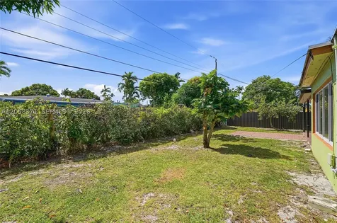 2220 De Soto Drive Miramar FL 33023