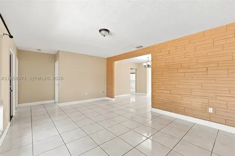 2220 De Soto Drive Miramar FL 33023
