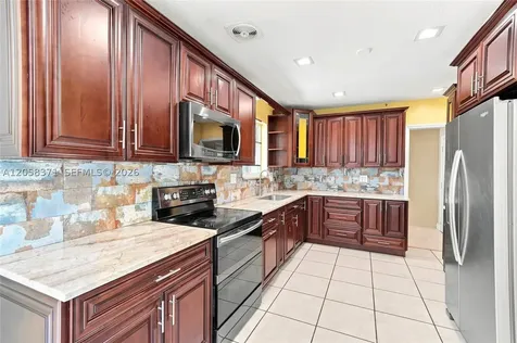 2220 De Soto Drive Miramar FL 33023