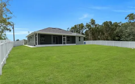 4205 Nora Lehigh Acres FL 33976