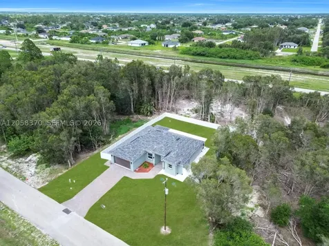 4205 Nora Lehigh Acres FL 33976